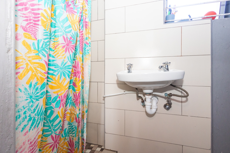 7 Bedroom Property for Sale in Phoenix Western Cape
